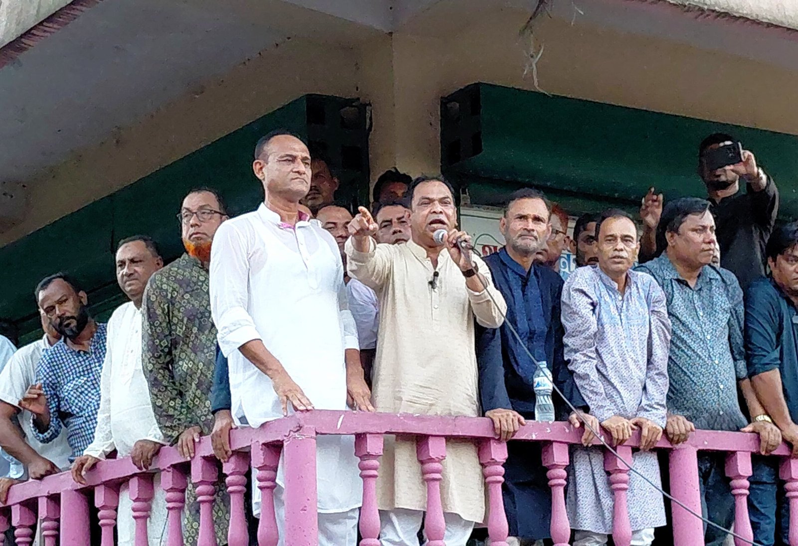 আগেও কর্মী ছিলাম, আগামীতে কর্মী হয়েই কাজ করতে চাই- কয়ছর এম আহমদ